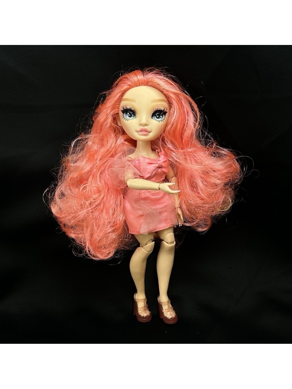 Rainbow High Priscilla Perez Fashion Doll Series 5 Articulated To Pink Hair 2022